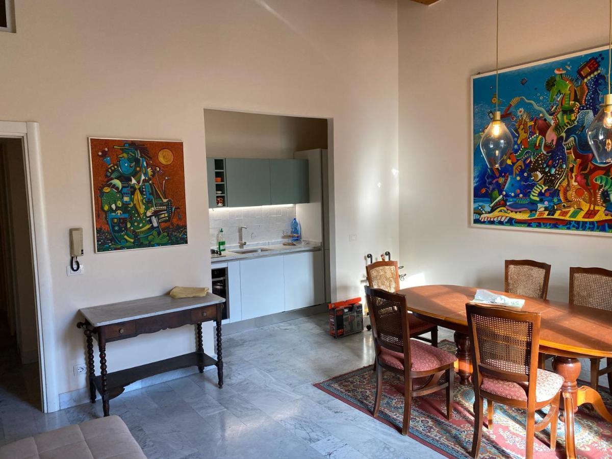 Renovated Apartment With 3 Bedrooms In An Historic Palazzo Between Port And Old Town ليفورنو المظهر الخارجي الصورة