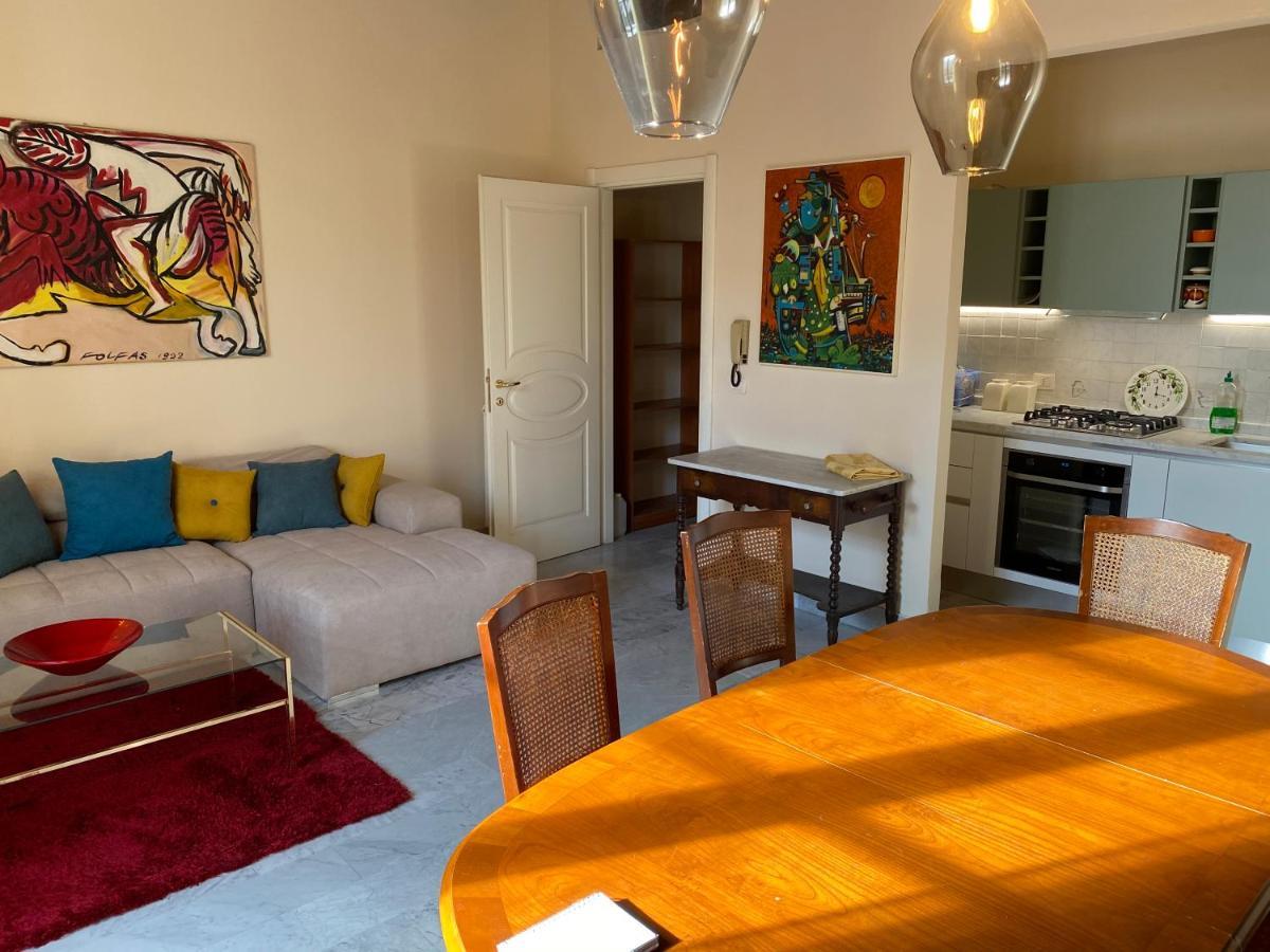 Renovated Apartment With 3 Bedrooms In An Historic Palazzo Between Port And Old Town ليفورنو المظهر الخارجي الصورة