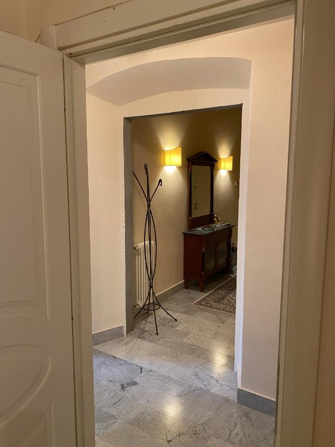 Renovated Apartment With 3 Bedrooms In An Historic Palazzo Between Port And Old Town ليفورنو المظهر الخارجي الصورة