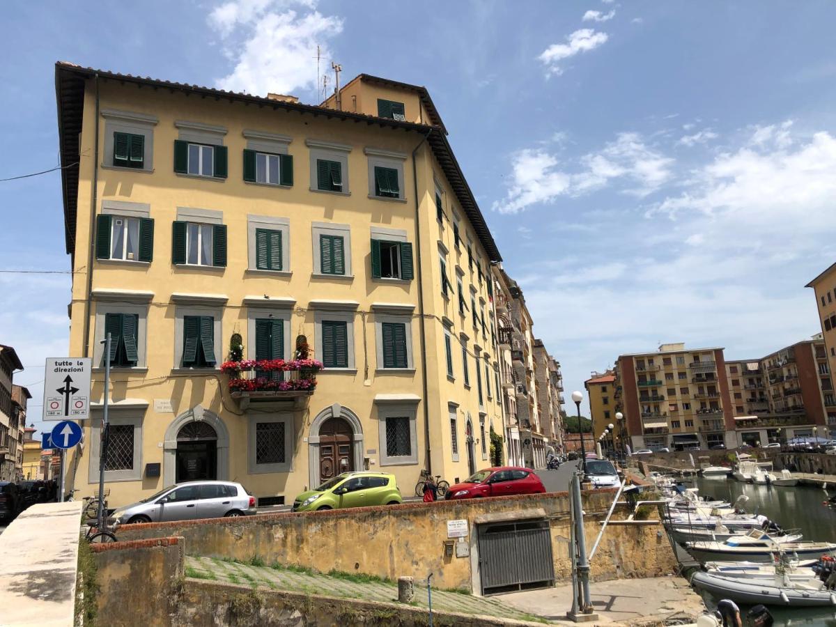 Renovated Apartment With 3 Bedrooms In An Historic Palazzo Between Port And Old Town ليفورنو المظهر الخارجي الصورة