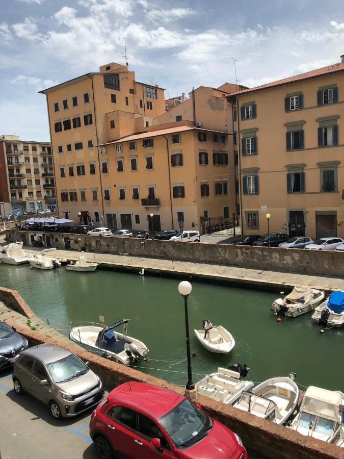 Renovated Apartment With 3 Bedrooms In An Historic Palazzo Between Port And Old Town ليفورنو المظهر الخارجي الصورة